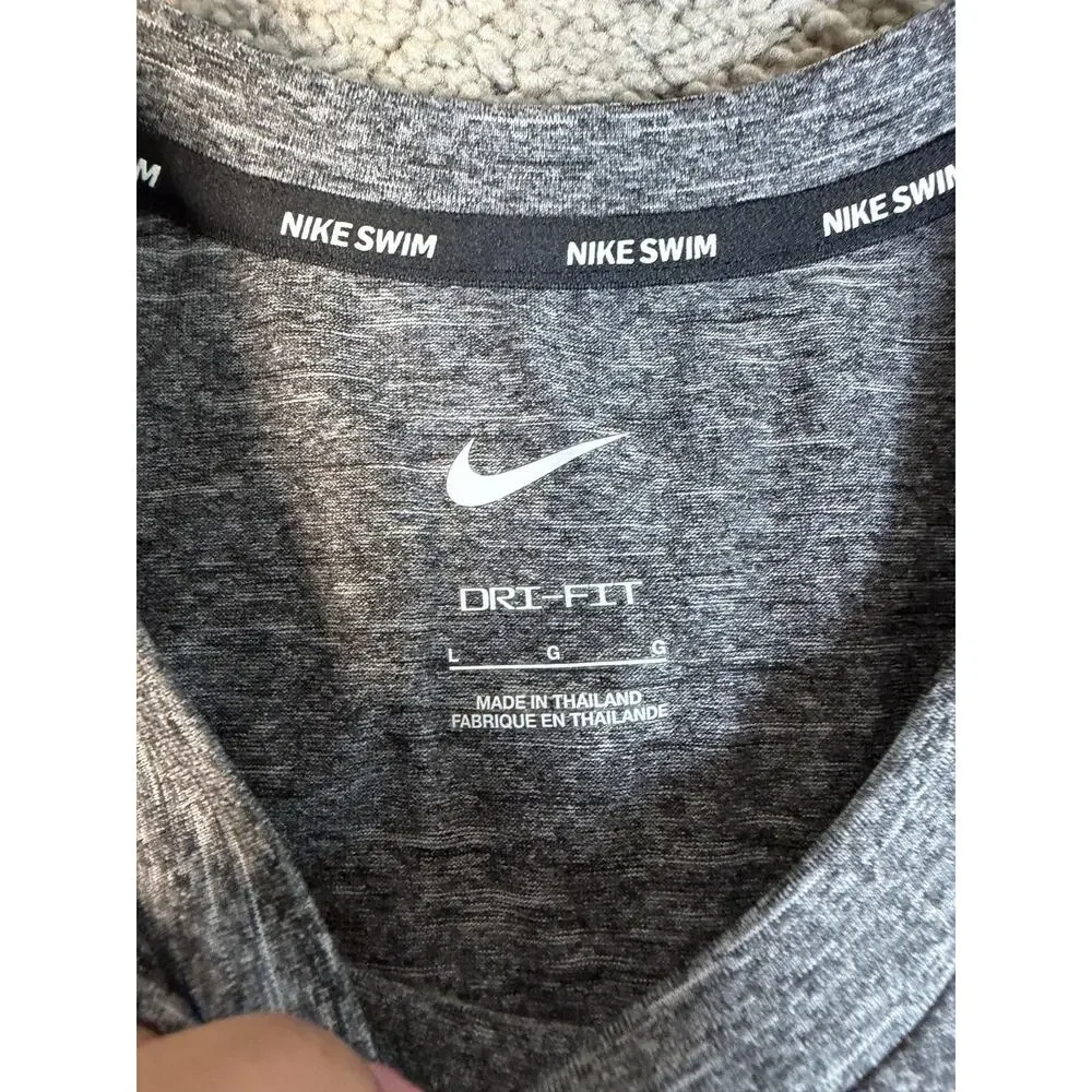 Nike Swim Shirt Mens L Gray Dri-FIT Rash Guard Crew Neck Short Sleeve Swimming